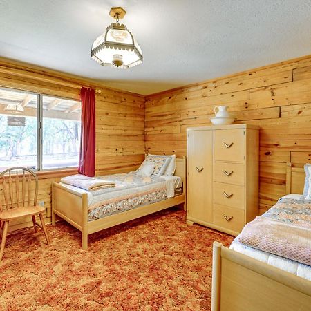 Cozy Family-Friendly Badger Retreat With Fireplace! Екстер'єр фото