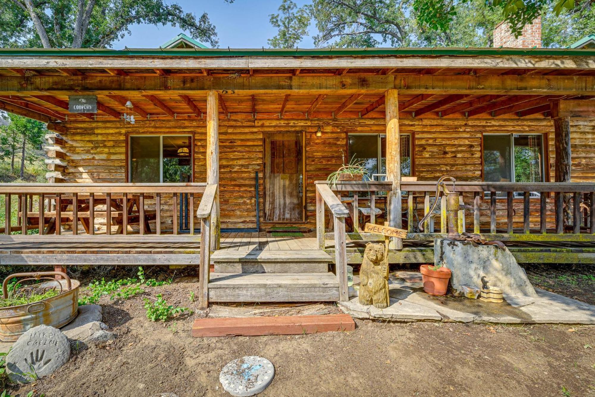 Cozy Family-Friendly Badger Retreat With Fireplace! Екстер'єр фото