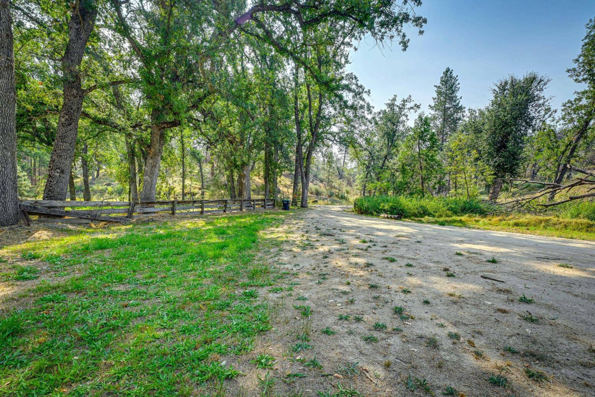 Cozy Family-Friendly Badger Retreat With Fireplace! Екстер'єр фото