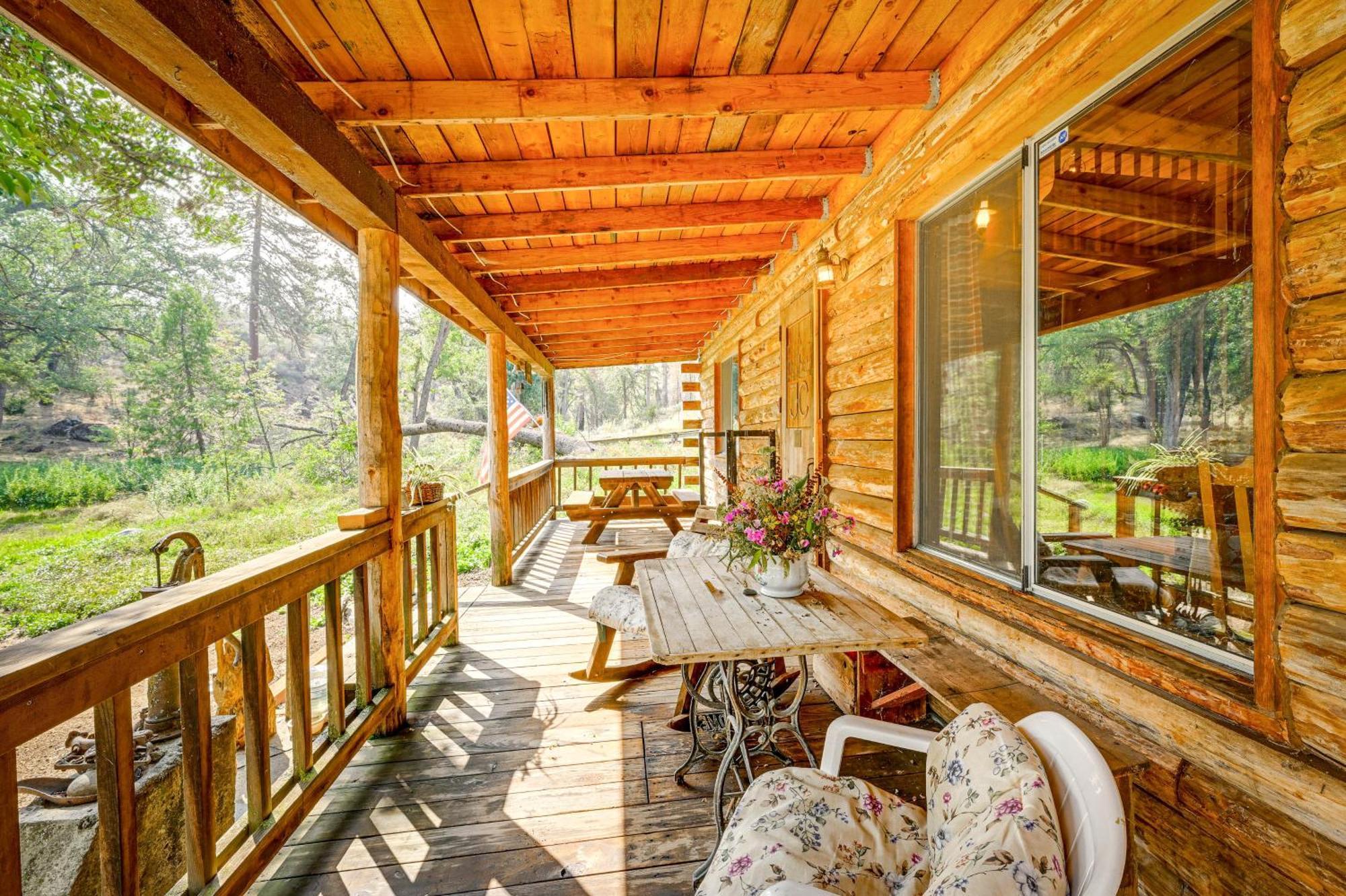 Cozy Family-Friendly Badger Retreat With Fireplace! Екстер'єр фото