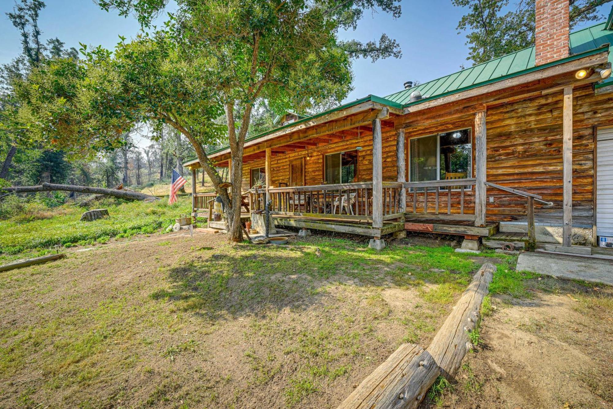 Cozy Family-Friendly Badger Retreat With Fireplace! Екстер'єр фото