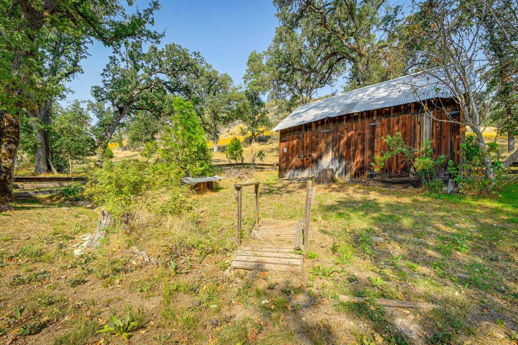 Cozy Family-Friendly Badger Retreat With Fireplace! Екстер'єр фото