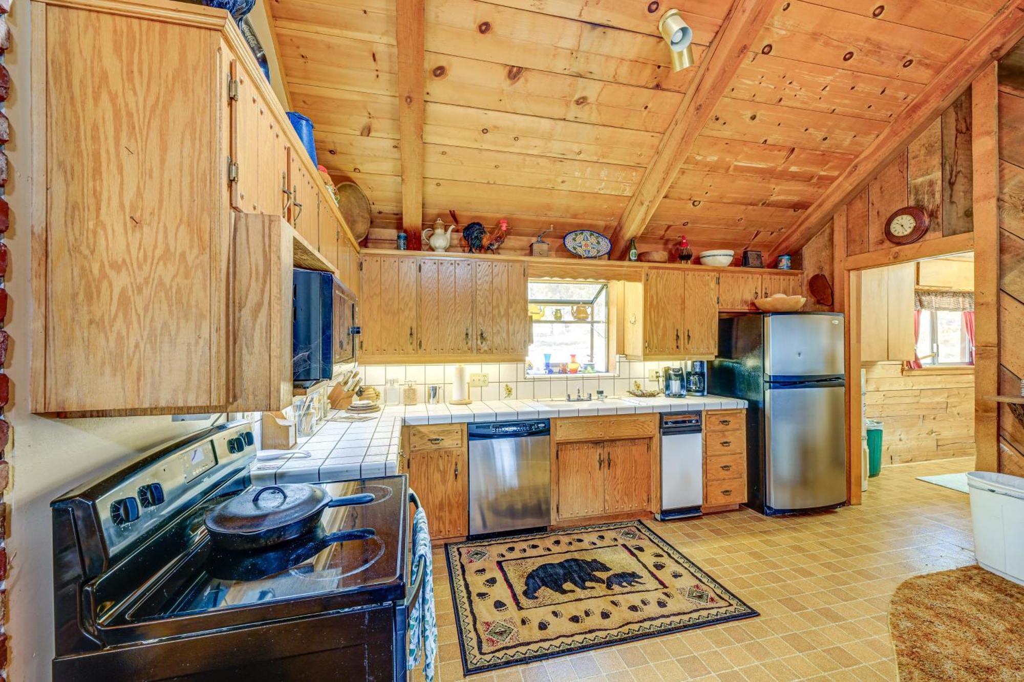 Cozy Family-Friendly Badger Retreat With Fireplace! Екстер'єр фото