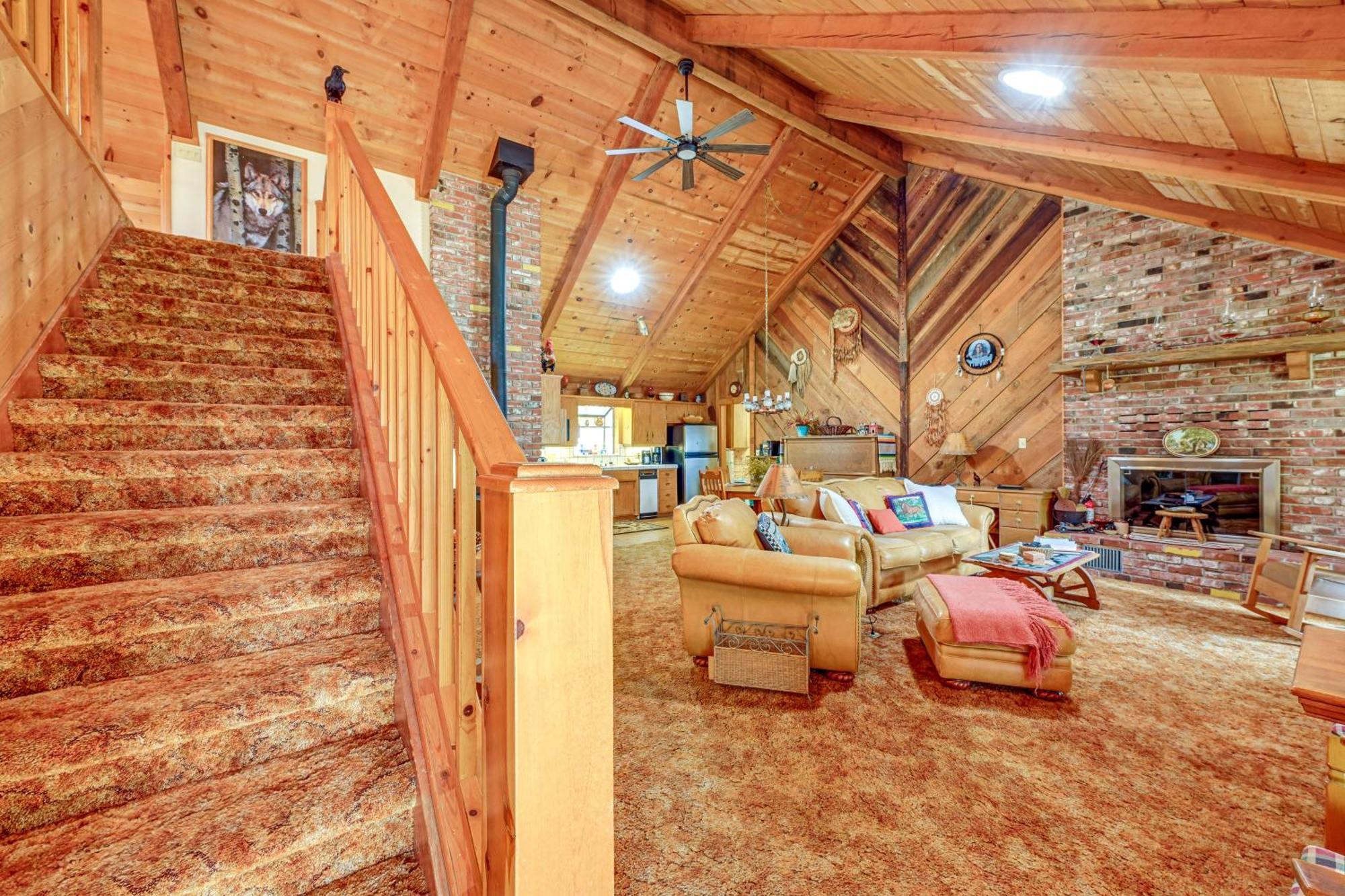 Cozy Family-Friendly Badger Retreat With Fireplace! Екстер'єр фото