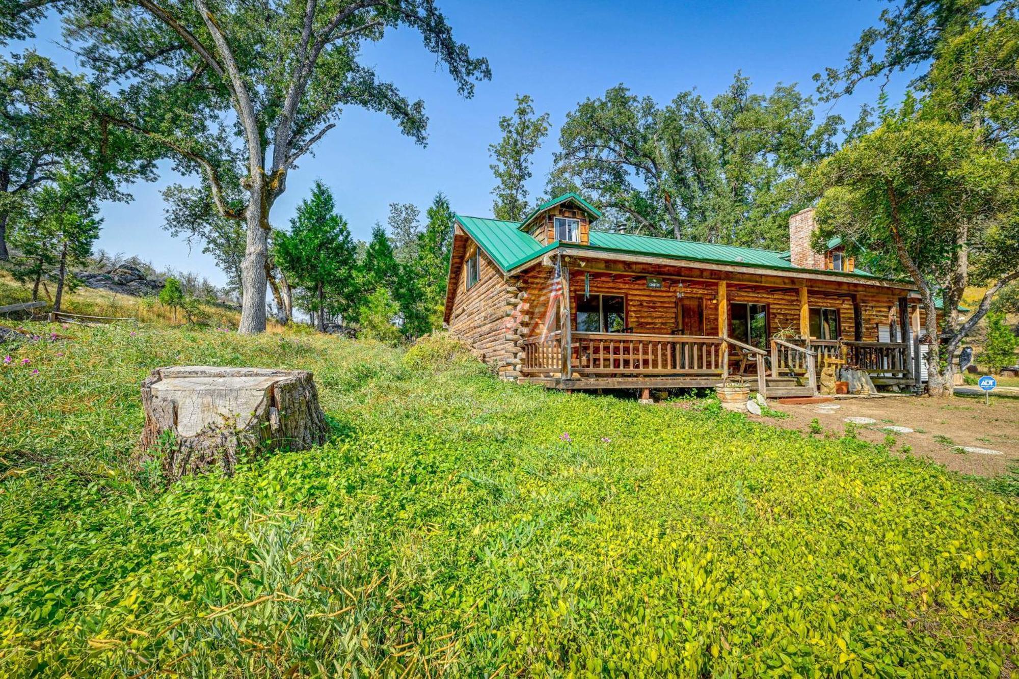 Cozy Family-Friendly Badger Retreat With Fireplace! Екстер'єр фото
